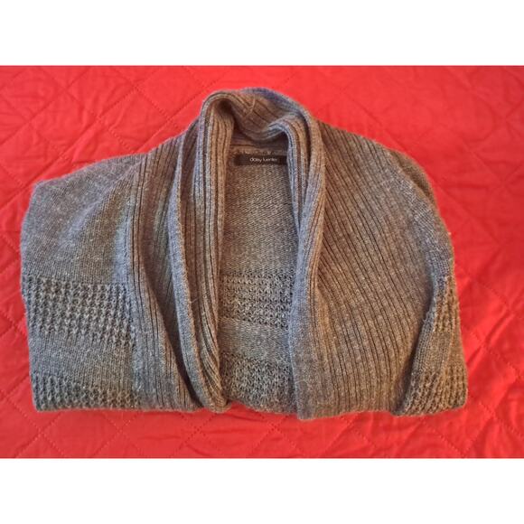 Daisy Fuentes Gray and White Sweater Size Large - Picture 6 of 6